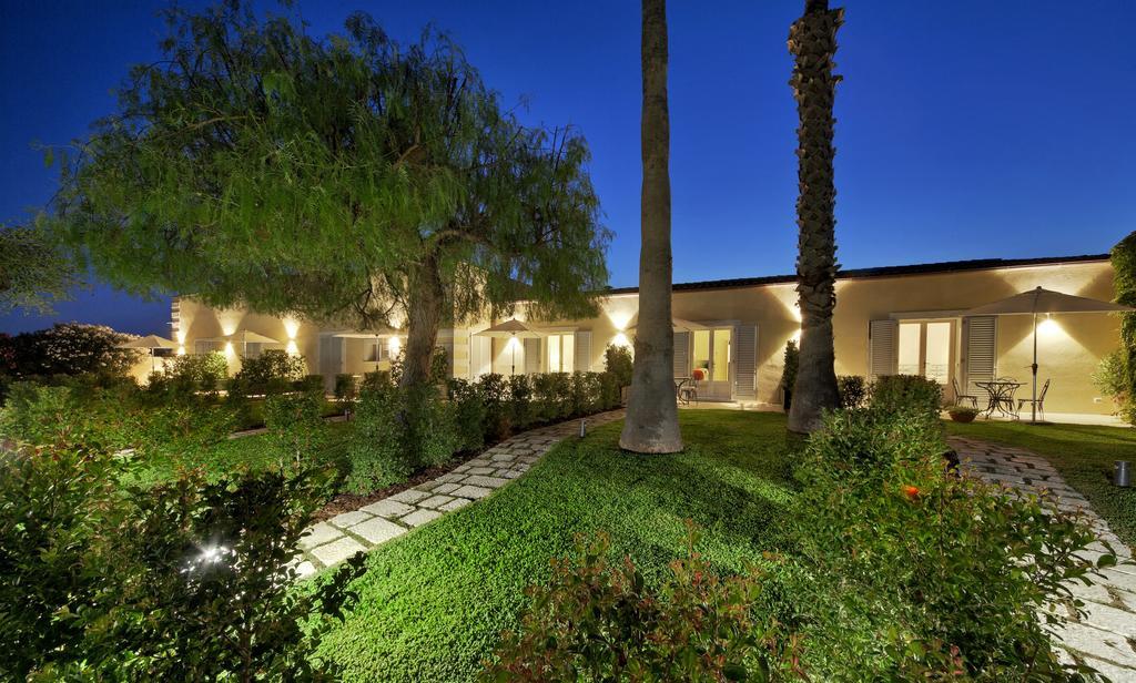 Donna Coraly Country Boutique Hotel Arenella  Zimmer foto